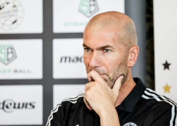 Zinedine n'aimait visiblement pas affronter les italiens à cause de ce joueur... Photo by Johnny Fidelin / Icon Sport.