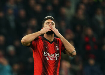 Olivier Giroud attend que les dirigeants de l'AC Milan lui fassent un signe. - Photo by Icon sport.