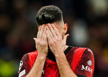 Olivier Giroud a vécu une soirée très compliquée ce soir face à Milan. - Photo by Icon sport.
