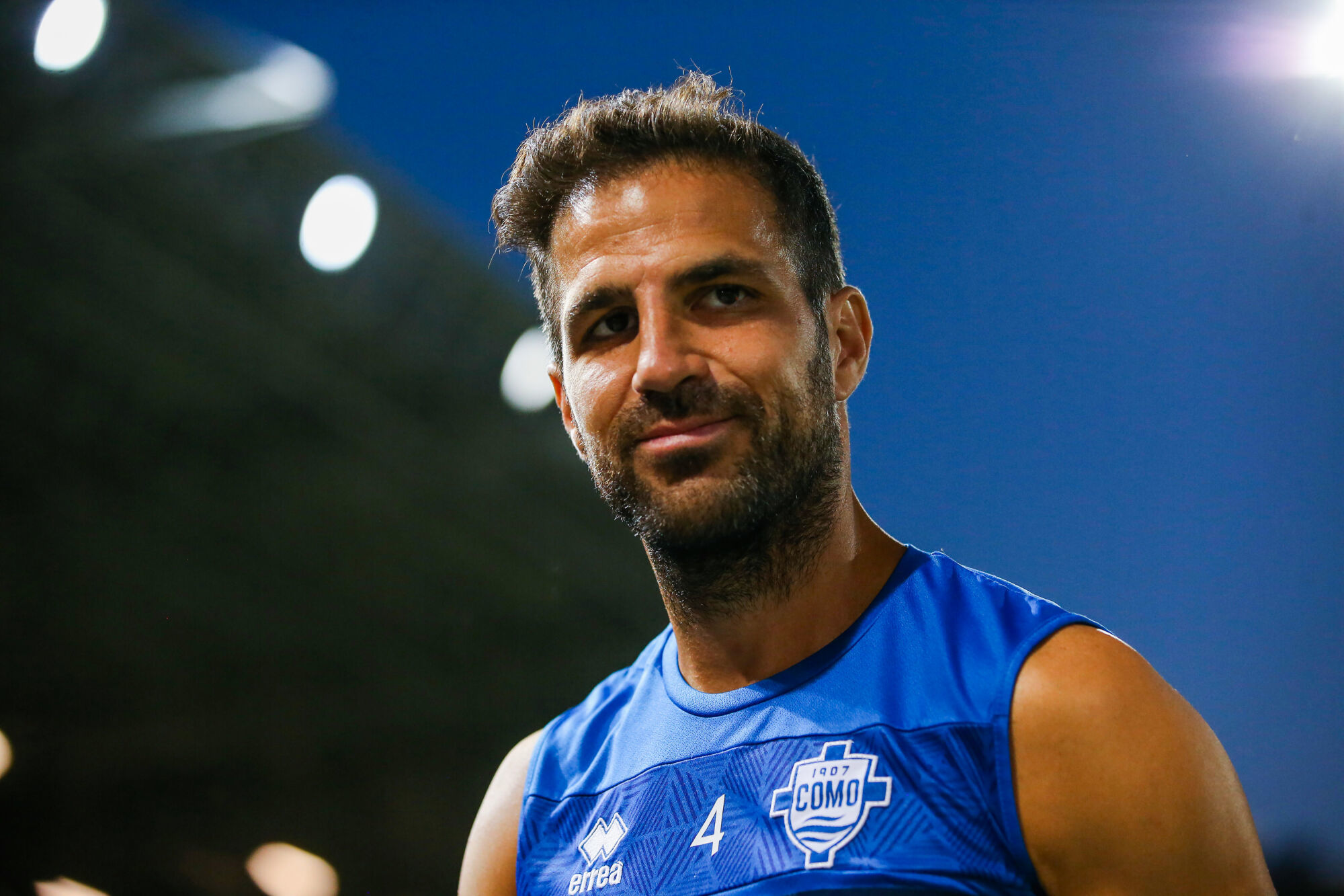 Fabregas sur le banc de Côme jusqu'en 2028 (off.)