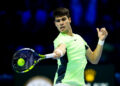 Carlos Alcaraz doit absolument l'emporter face à Rublev s'il veut garder un chance d'accéder au demi-finales du tournois des maîtres. - Photo by Icon sport.