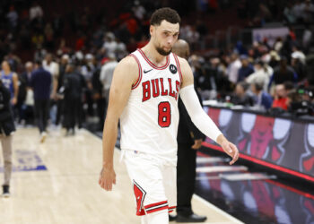 Nov 15, 2023; Chicago, Illinois, USA; Chicago Bulls guard Zach LaVine (8) walks off the court after a basketball game against the Orlando Magic at United Center. Mandatory Credit: Kamil Krzaczynski-USA TODAY Sports/Sipa USA - Photo by Icon sport