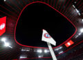 20 September 2023, Bavaria, Munich: Soccer: Champions League, Bayern Munich - Manchester United, Group Stage, Group A, Matchday 1, at Allianz Arena. A corner flag with Bayern Munich logo stands before the match at Allianz Arena. Photo: Sven Hoppe/dpa - Photo by Icon sport