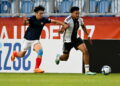 A la lutte avec Mohammed-Amine Boucehnna, Almugera Kabar a été très bon en finale de la Coupe du monde U17 remportée face à la France il y a quelques jours. - Photo by Icon sport.