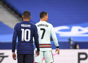 Kylian Mbappé et Cristiano Ronaldo - Icon Sport