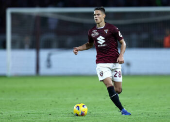 Samuele Ricci of Torino Fc in action during the Serie A match beetween Torino Fc and Fc Internazionale at Stadio Olimpico on October 21 2023 in Turin, Italy . (Photo Marco Canoniero) LIGA WLOSKA PILKA NOZNA SEZON 2023/2024 FOT. SPORTPHOTO24/NEWSPIX.PL POLAND AND ENGLAND OUT !!! --- Newspix.pl - Photo by Icon sport