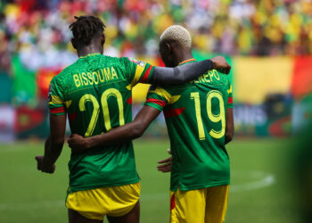 Yves Bissouma of Mali and Moussa Djenepo of Mali during the 2021 Africa Cup of Nations Afcon Finals football match between Gambia and Mali at Limbe Stadium in Limbe, Cameroon on 16 January 2022 ©Fareed Kotb/Sports Inc - Photo by Icon sport