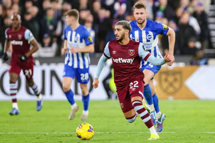 Saïd Benrahma of West Ham United dribbles the ball during the Premier League match at the London Stadium, Stratford
Picture by Chris Myatt/Focus Images Ltd 07447 516853?
02/01/2024 - Photo by Icon sport