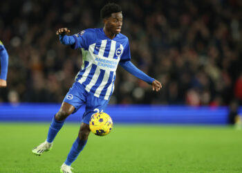 Brighton and Hove, England, 6th December 2023. Simon Adingra of Brighton and Hove Albion during the Premier League match at the AMEX Stadium, Brighton and Hove. Picture credit should read: Paul Terry / Sportimage - Photo by Icon sport