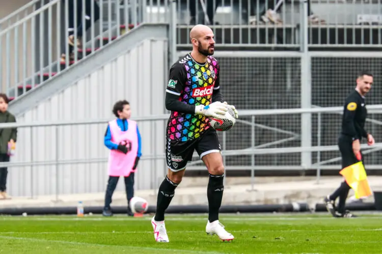 Matthieu DREYER of Saint Etienne during the French Cup 7th round match between Football Bourg-en-Bresse Péronnas 01 and Association Sportive de Saint-Etienne at Stade Marcel-Verchere on November 18, 2023 in Bourg-en-Bresse, France. (Photo by Romain Biard/Icon Sport)