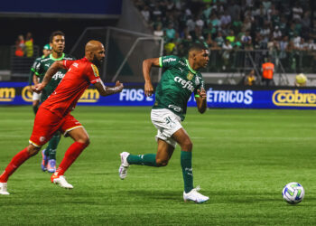 SÃO PAULO, SP - 12.04.2023: PALMEIRAS X TOMBENSE - The player Luis Guilherme do Palmeiras, during a match between Palmeiras and Tombense for the 2nd round of the 2023 Copa do Brasil held at Allianz Parque in São Paulo on the night of this Wednesday (12). (Photo: Yuri Murakami/Fotoarena/Sipa USA) - Photo by Icon sport   - Photo by Icon Sport