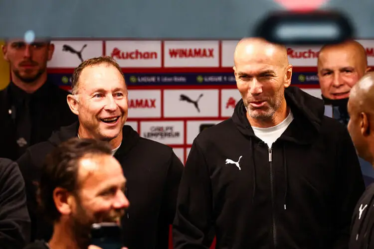 Zinedine Zidane during the Gala Match between Legends and RC Lens at Stade Bollaert-Delelis on October 31, 2023 in Lens, France. Photo by Baptiste Paquot/ABACAPRESS.COM - Photo by Icon sport   - Photo by Icon Sport