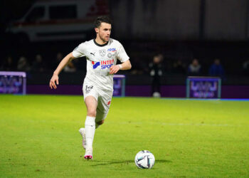 Sebastien CORCHIA of Amiens during the Ligue 2 BKT match between Laval and Amiens at Stade Francis Le Basser on March 2, 2024 in Mayenne, France. (Photo by Eddy Lemaistre/Icon Sport)   - Photo by Icon Sport