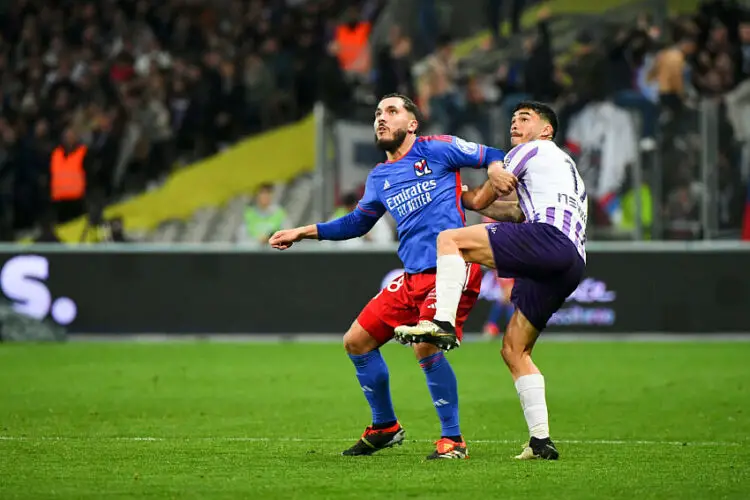 18 Rayan CHERKI (ol) - 17 Gabriel SUAZO (tfc) during the Ligue 1 Uber Eats match between Toulouse and Lyon at Stadium de Toulouse on March 15, 2024 in Toulouse, France.(Photo by Sylvain Thomas/FEP/Icon Sport)   - Photo by Icon Sport