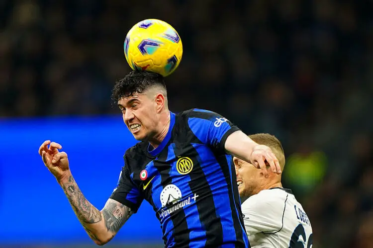 Napoli's Stanislav Lobotka fights for the ball with  Inter's Alessandro Bastoni during the Serie A soccer  match between Inter  and Napoli  at the San Siro Stadium in Milan , north Italy - Sunday , March 17, 2024. Sport - Soccer . (Photo by Spada/LaPresse)   - Photo by Icon Sport
