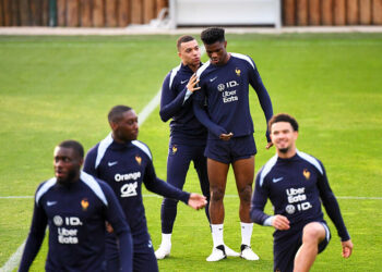 10 Kylian MBAPPE (fra) - 08 Aurelien TCHOUAMENI (fra) during the training session of France team at Centre National du Football on March 20, 2024 in Clairefontaine, France.(Photo by Anthony Bibard/FEP/Icon Sport)   - Photo by Icon Sport