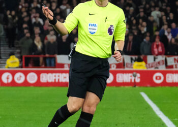 L'arbitre anglais Anthony Taylor - Photo by Icon Sport   - Photo by Icon Sport
