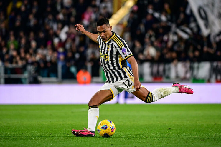 Juventus' Alex Sandro   during the Serie A soccer match between Juventus and Atalanta at the Allianz Stadium in Torino, north west Italy - Sunday, March 10, 2024. Sport - Soccer . (Photo by Marco Alpozzi/Lapresse)   - Photo by Icon Sport
