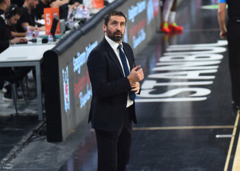 Head Coach Frederic Fauthoux of JL Bourg Basket during the EuroCup semi final second leg match betwenn Besiktas Emlakjet and JL Bourg Basket at Sinan Erdem Dome in Istanbul Turkey on march 29, 2024.  (Photo by SeskimPhoto )   - Photo by Icon Sport