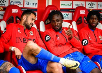 Gaetan LABORDE of Nice and Pablo ROSARIO of Nice during the Ligue 1 Uber Eats match between Reims and Nice at Stade Auguste Delaune on April 7, 2024 in Reims, France.(Photo by Baptiste Fernandez/Icon Sport)   - Photo by Icon Sport