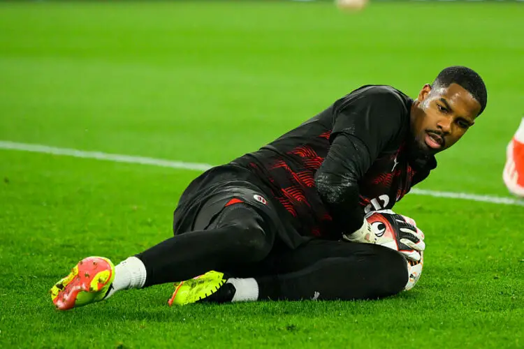 AC Milan's goalkeeper Mike Maignan during the Uefa Europa League soccer  match between As Roma and Ac Milan at the Rome's Olympic stadium, Italy - Thursday , April 18,  2024.  Sport - Soccer  (Photo by Fabrizio Corradetti/LaPresse)   - Photo by Icon Sport