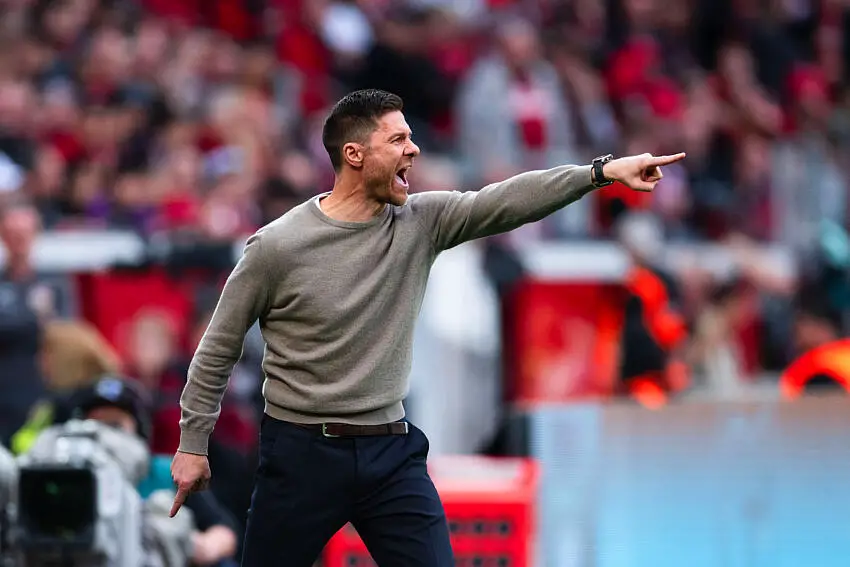 Xabi Alonso avec le Bayer Leverkusen.