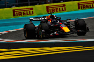 Verstappen en tête des essais libres de Miami, Leclerc en difficulté