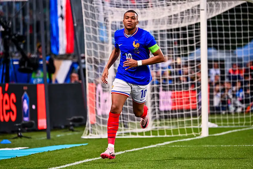 La France poussée par plus de 8000 fans pour terrasser la Belgique