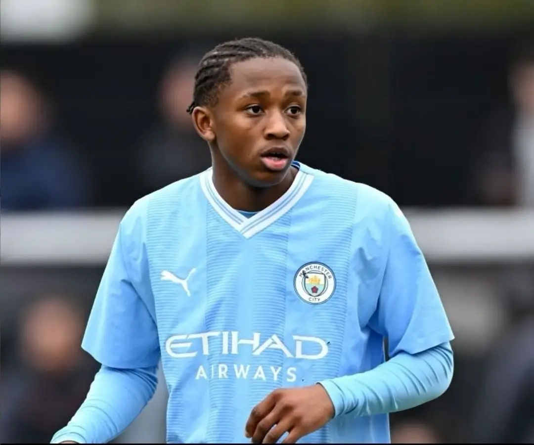 Un joueur de Manchester City fait le buzz avec un dribble inventif, le « Chigwada Spin »