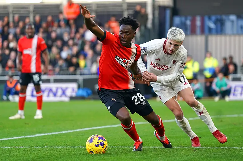 Officiel : Arsenal prête Sambi Lokonga à Séville
