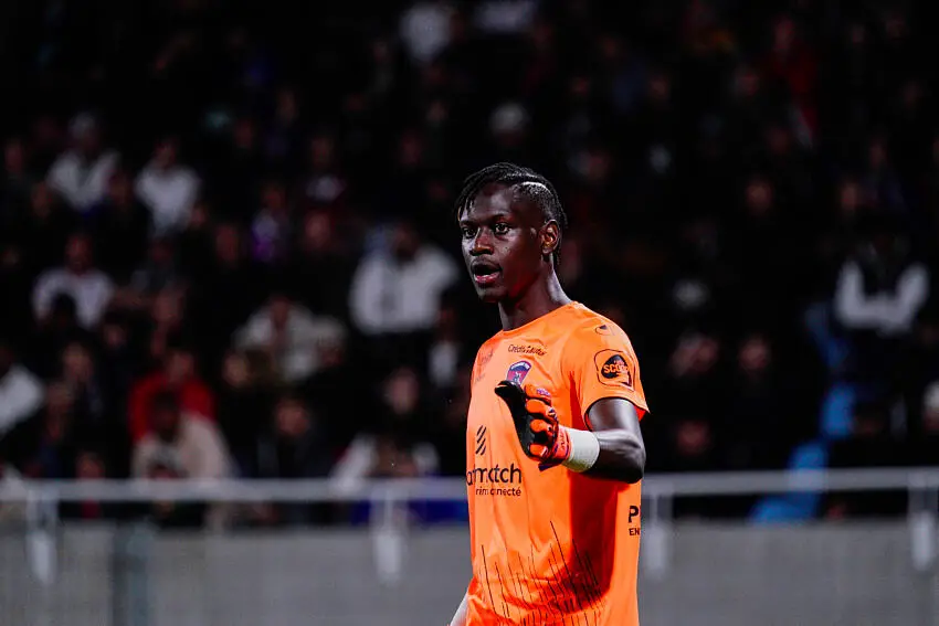FC Nantes : une piste en Ligue 2 pour remplacer Lafont