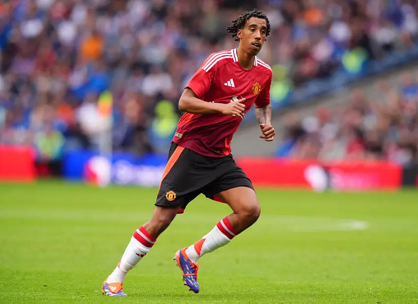 Après Leny Yoro Manchester United veut encore consolider sa défense