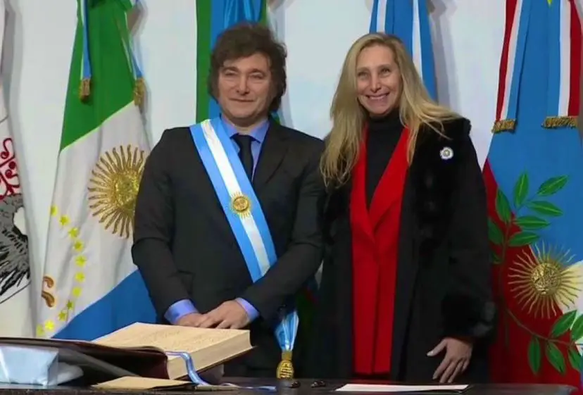 Discorde au sein de la famille présidentielle argentine sur les chants racistes : la soeur du président intervient