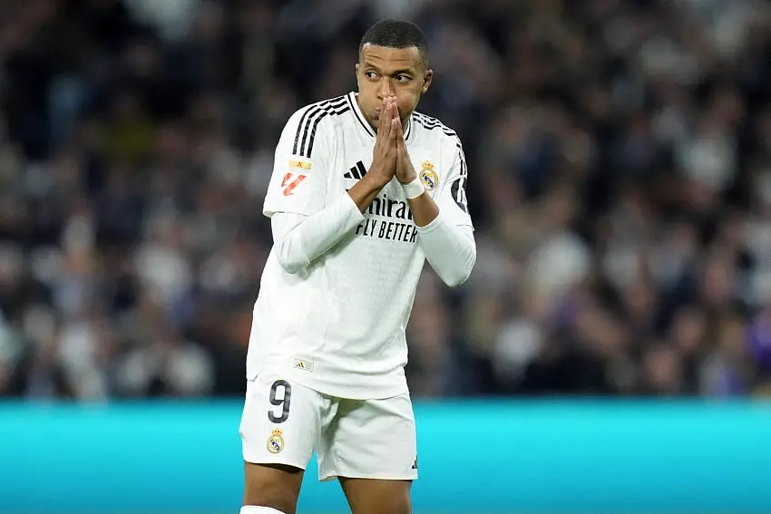 PSG : les pressions de Nasser Al-Khelaïfi envers Kylian Mbappé thumbnail