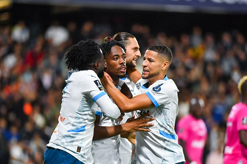 Elye Wahi avec l'OM contre le MHSC