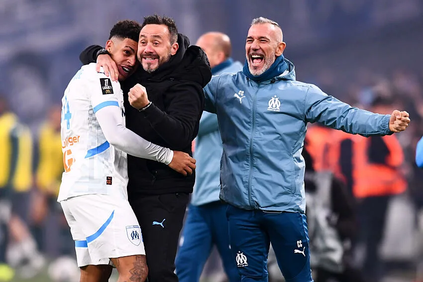 Luis Henrique avec Roberto De Zerbi lors d'OM / AS Monaco