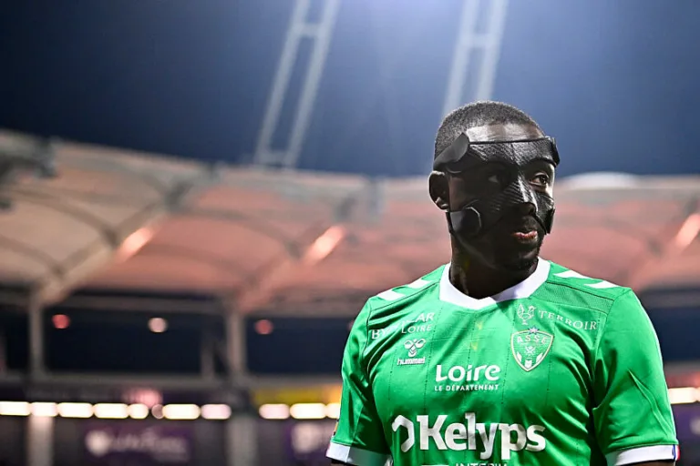 Dennis Appiah avec l'ASSE