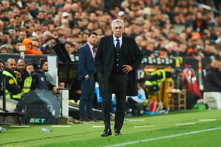 Carlo Ancelotti lors de Valence / Real Madrid