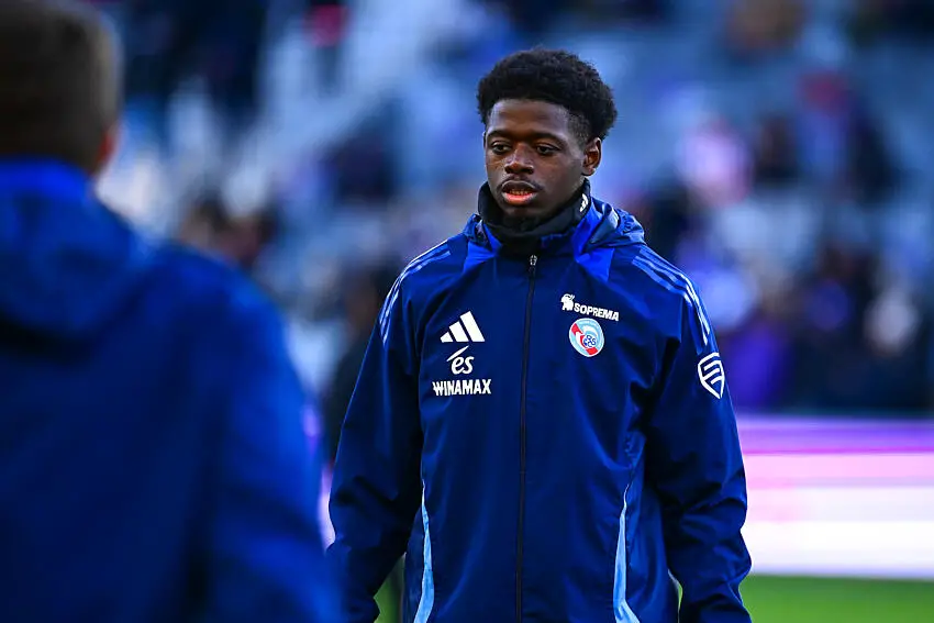 Saidou Sow avec le RSCA avant d'affronter le Toulouse FC