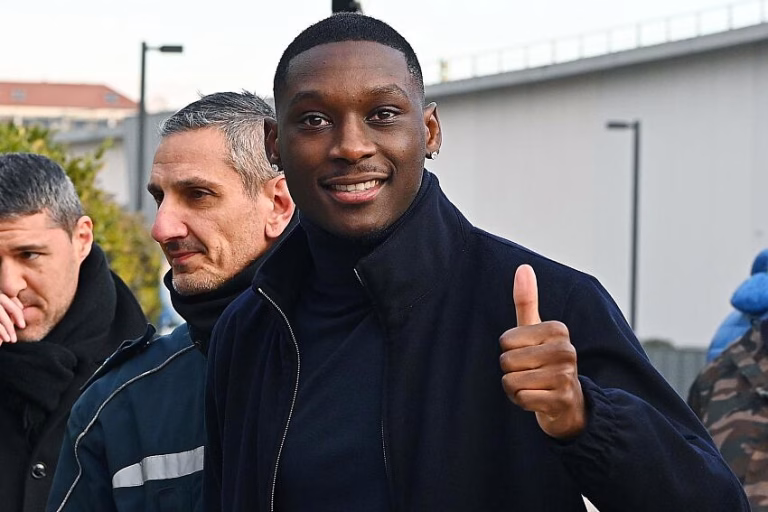 Randal Kolo Muani à Turin