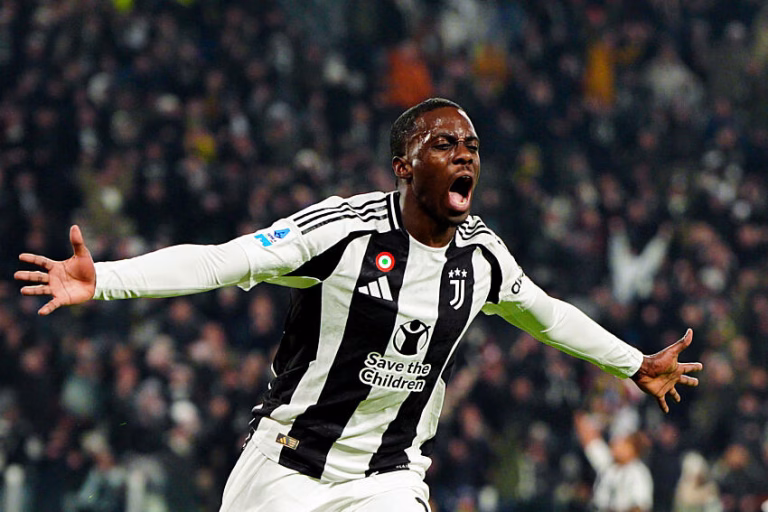 Timothy Weah avec la Juve face à l'AC Milan