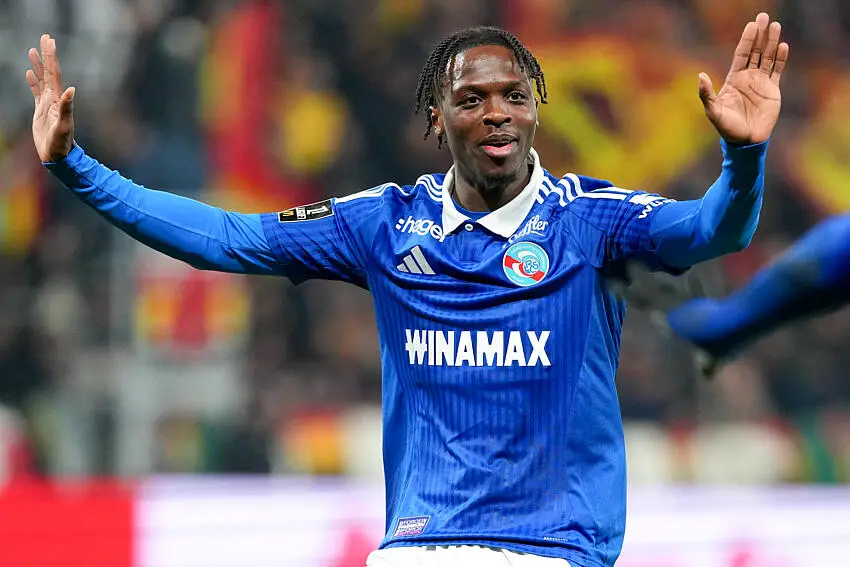 La Premier League prêts à dégainer pour un joueur de Strasbourg thumbnail