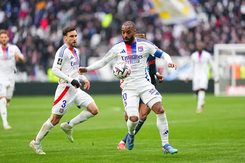 Lyon se relance en atomisant Rennes ! thumbnail