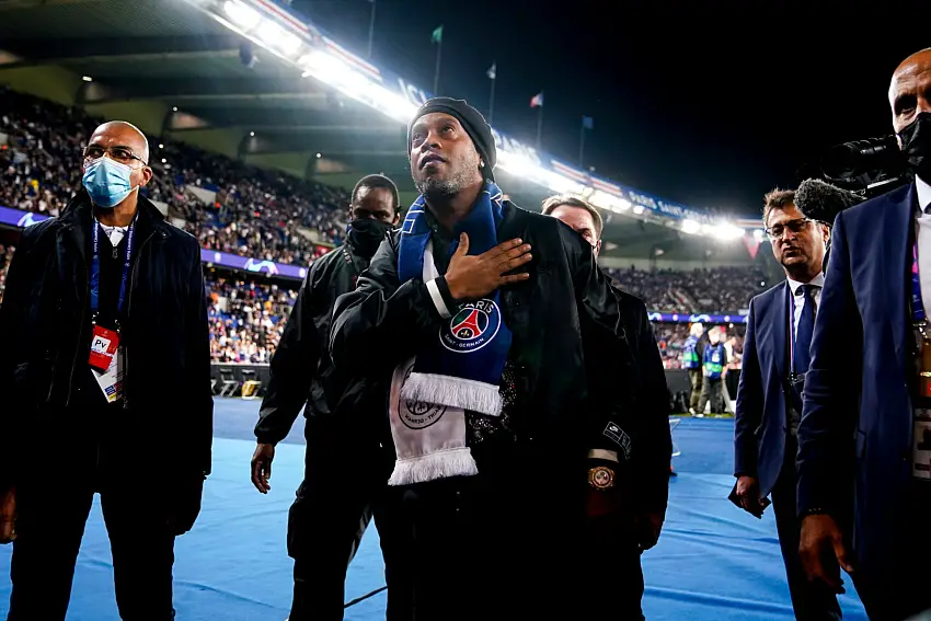 Ronaldinho avec le PSG