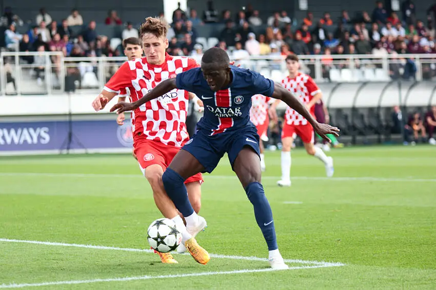 Mahamadou Sangare avec les U19 du PSG