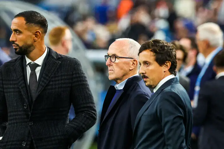 Frank McCourt, Medhi Benatia et Pablo Longoria au Vélodrome