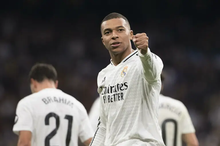 Kylian Mbappé avec le Real Madrid