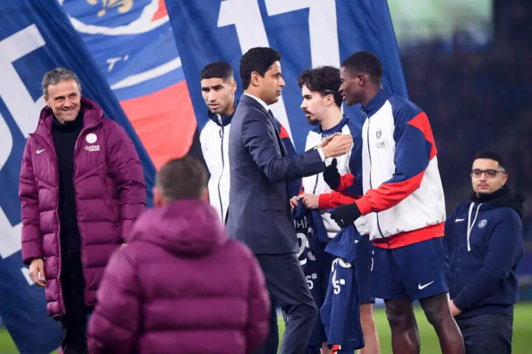 Nasser al-Khelaïfi avec Hakimi et Mendes