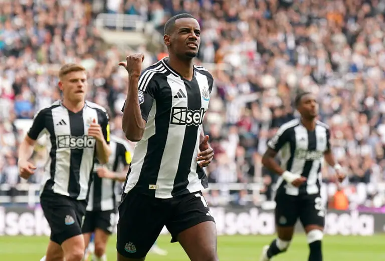 Alexander Isak avec Newcastle United