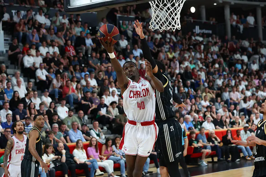 Betclic Elite :  Chalon surprend l’ASVEL et reste en vie thumbnail